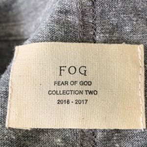Fear of God Men’s Small Tee